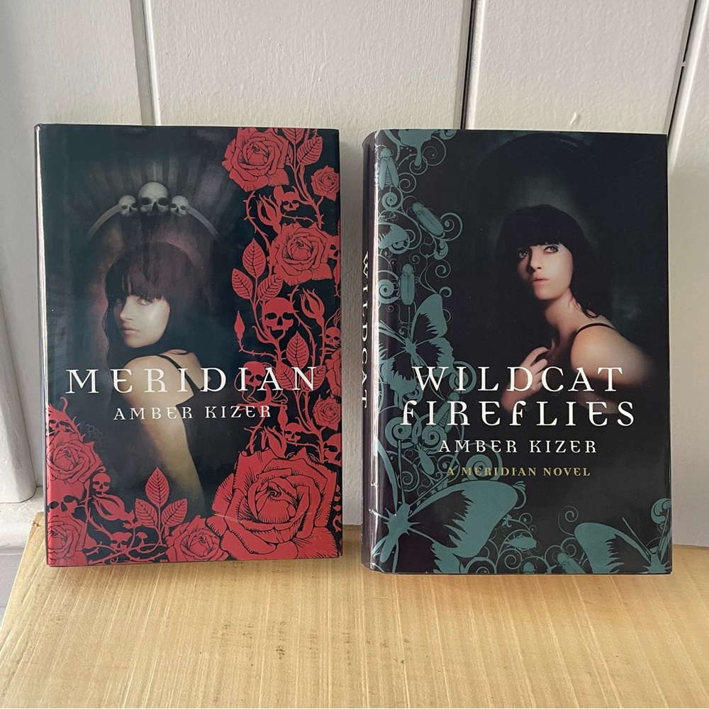 $10 SALE Set of 2 Meridian Wildcat Fireflies Teen Hardcover Books Romantasy - Picture 1 of 13